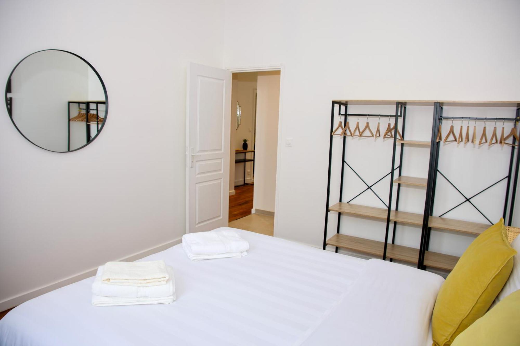Au Coeur Du Boulingrin Apartment Reims Exterior photo